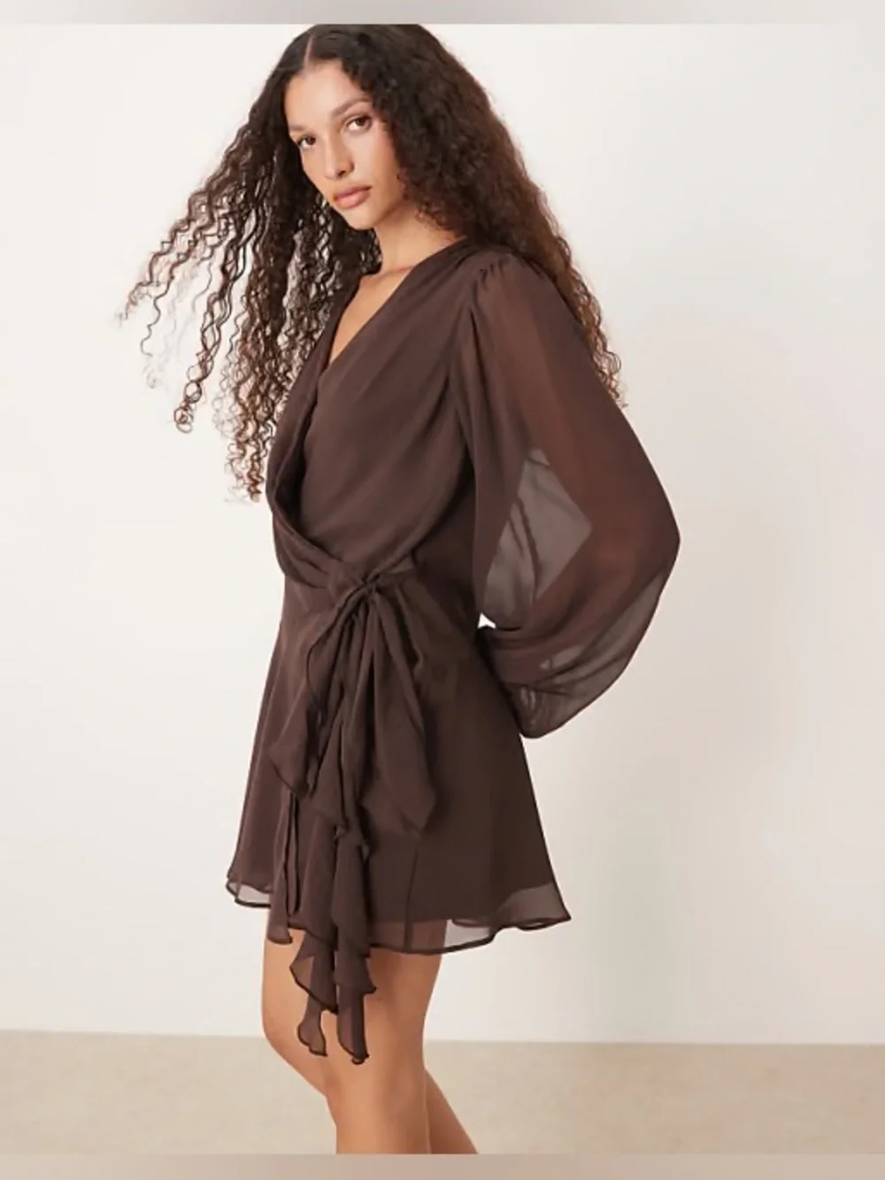Abercrombie & Fitch Long-Sleeve Plunge Wrap Mini Brown Size XL - Picture 3 of 7